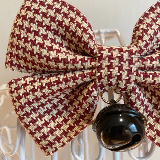 HKM-0974781 Stylish Pet Collar with Bow Tie Decoration - Available in Multiple Colors and Sizes