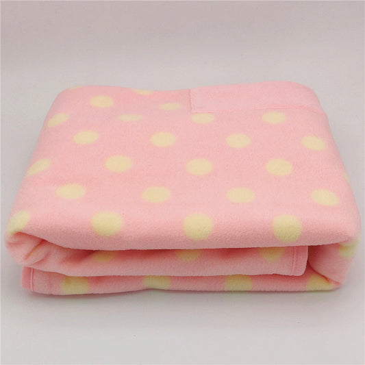 HKM-185107 Portable USB Electric Heated Blanket for Car and Office Use, 88x65cm, with Pocket for Winter Comfort