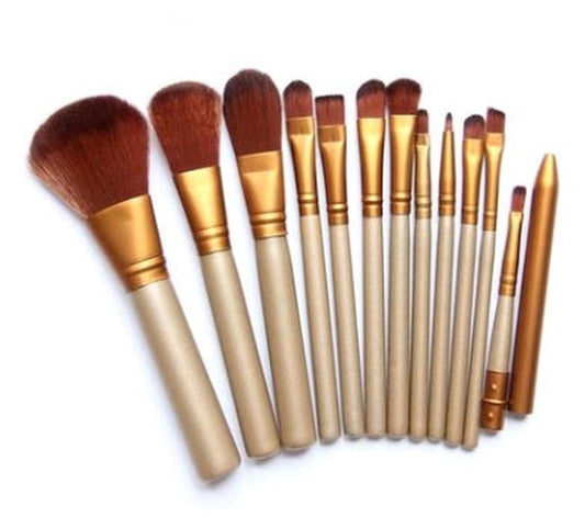HKM-277971 12-Piece Makeup Brush Set with Iron Box – Wooden Handle, Rayon Bristles for Beginners