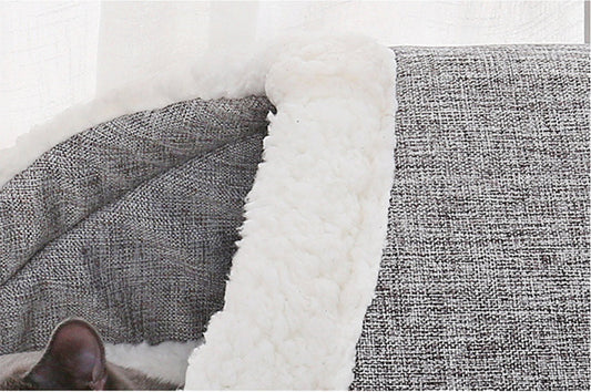 HKM-3046717 Cozy Cloth Dog and Cat Kennel for Autumn and Winter, Beige and Gray, 46x35x30cm, Suitable for Pets Under 7.5kg