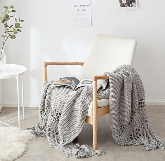 HKM-309843 Handmade Hollow Knitted Blanket with Tassels, 120x180cm, Polyacrylonitrile Material