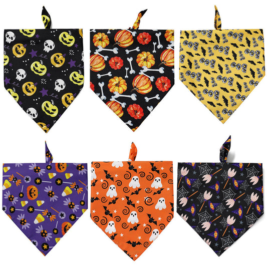 HKM-3580093 Halloween Triangle Dog Bib - Polyester Saliva Towel for Dogs, 70x48x48cm, Various Styles