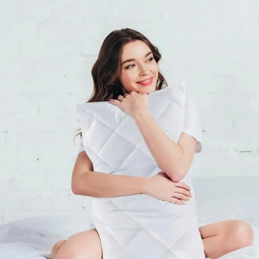 HKM-428051 Anti-Head Oil Latex Pillowcase - Modern White Polyester, 48x74CM