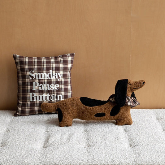 HKM-478931 Puppy-Shaped Waist Support Couch Pillow with Plaid Throw Pillowcase