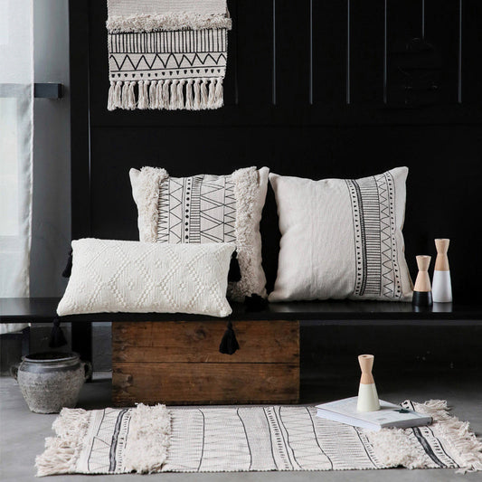 HKM-545619 Geometric Black and White Tufted Tassel Cushion Cover - 45x45 cm, Cotton and Polyester Fiber Blend