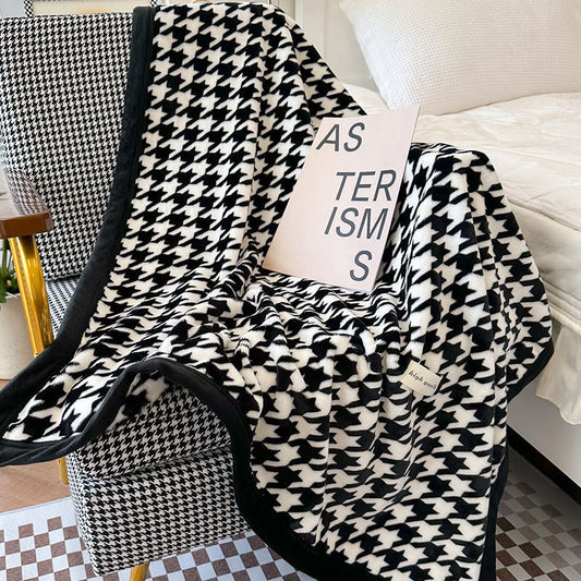 HKM-696147 Cozy Coral Fleece Blanket in Houndstooth or Checkerboard Print - Multiple Sizes Available