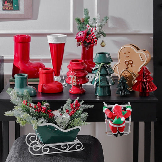 HKM-710291 Gingerbread Man Ceramic Vase for Modern Floral Arrangements, Hand-Painted Glazed Design