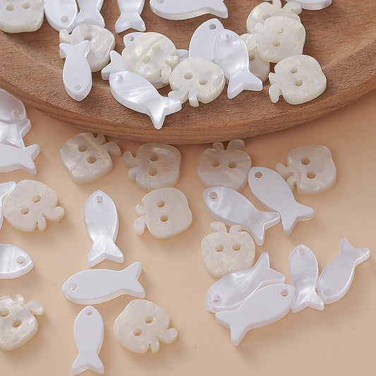 HKM-713619 Apple and Fish Shape Decorative Buckles for Kids' Coats - Metal Buttons in Various Sizes