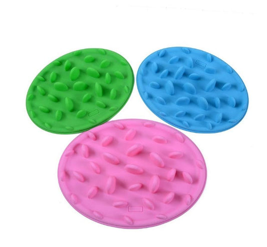 HKM-717587 Silica Gel Dog Licking Plate Mold - 15cm, Easy to Clean and Store