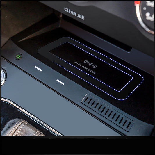 HKM-728659 Car Wireless Charger Fast Charge for Tiguan L - Model HFC-1030