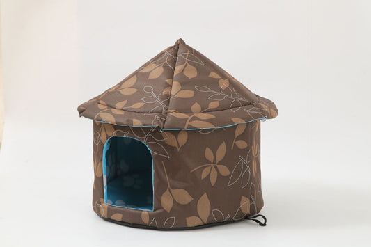 HKM-7629245 Outdoor Waterproof Pet Nest - Cold Proof Tent for Cats and Small Animals, Available in Camouflage Green, Deciduous Brown, Black Paw Print, Size M and L