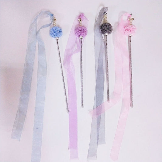 HKM-7690813 Elegant Purple and Peach Flannel Cat Wand T oy with 100cm Yarn Belt