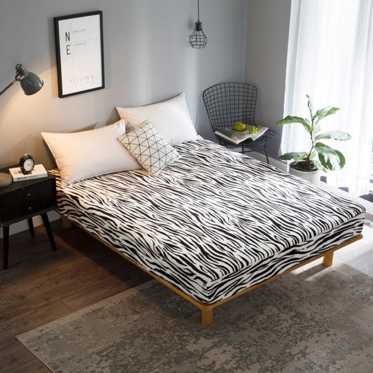 HKM-830675 Flannel Single Bed Sheet - Polyester, Plain Pattern, Multiple Color Options, 120x200, 150x200, 180x200 Sizes