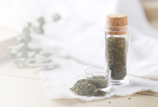 HKM-8559037 Natural Cat Grass Snacks for Fresh Breath and Dental Care - Infused with Catnip