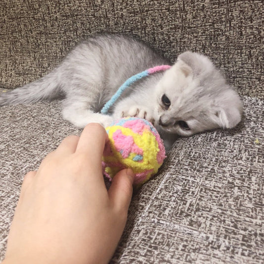 HKM-8787645 Colorful Yarn Ball Cat Toy with Sound and Fun Accessories