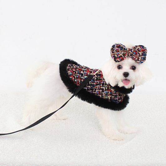 HKM-9027517 Classic Cloak with Traction Rope for Pets - Versatile Hand-Holding Options in Stylish Designs