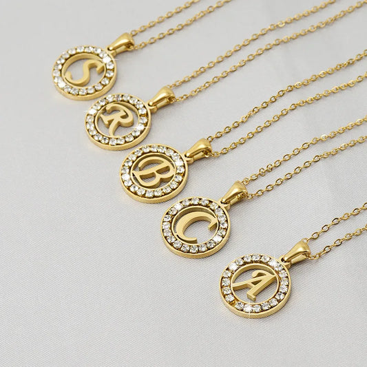 HKM-904339 Fashion 18k Gold Plated Chain Letter Shell Necklace Waterproof Stainless Steel Initial Pendant Necklace with Zircon Rhinestone