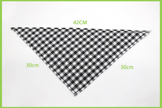 HKM-751059 Scottish Triangle Scarf made from Pure Cotton for Versatile Styling