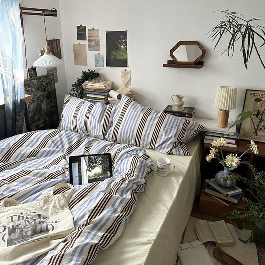 HKM-023507 Artistic Striped Cotton Four-Piece Bedding Set for Multiple Bed Sizes