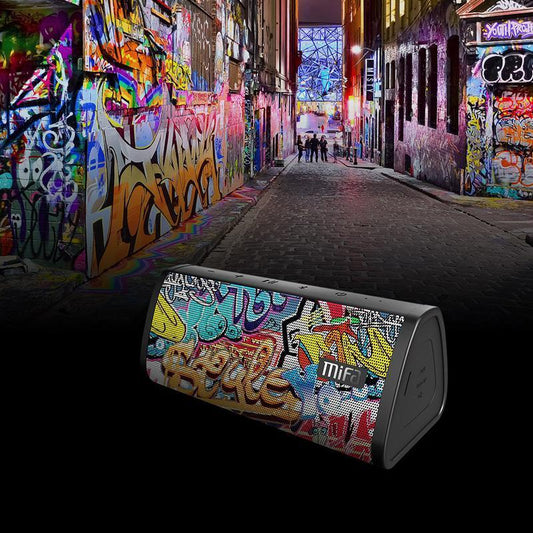 HKM-245843 10W Bluetooth Waterproof Outdoor Subwoofer Speaker - Portable, Durable, and Compact Design