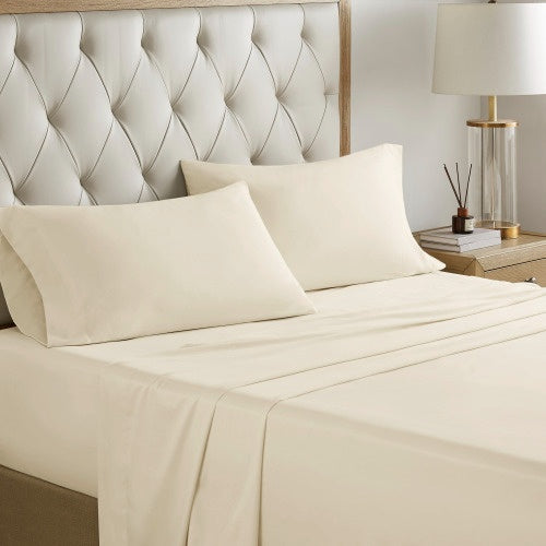 HKM-336851 12 Piece Queen Comforter Set with Cotton Sheets and Decorative Pillows in Red and Gold