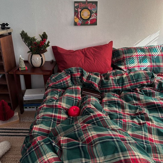 KTX-348691 Nordic Simple Plaid Cotton Four-Piece Bed Linen Set in Washed Cotton