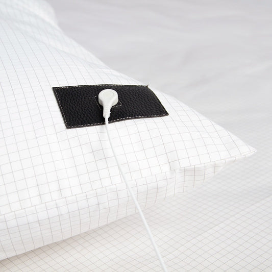 HKM-400211 Square Conductive Grounding Pillowcase - 90% Cotton, 10% Silver Fiber, White, 70x48cm