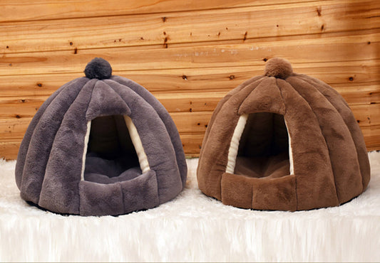 HKM-586131 Cozy Plush Cat and Dog House with Washable Design