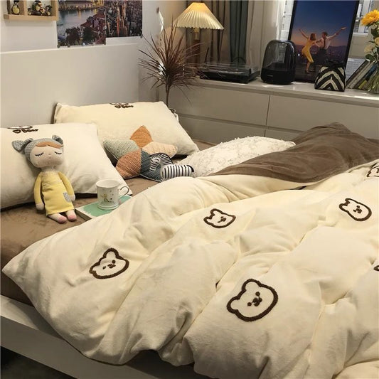 HKM-660755 Cartoon Printed Four-Piece Bedding Set in Various Sizes with Duvet Cover, Bed Sheet, and Pillowcases
