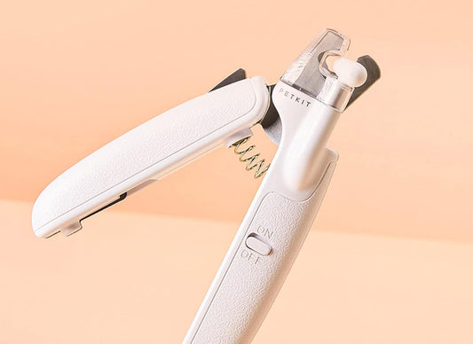 HKM-968019 LED Pet Nail Clipper with Anti-Splash Design and Ergonomic Handle for Safe and Accurate Nail Cutting