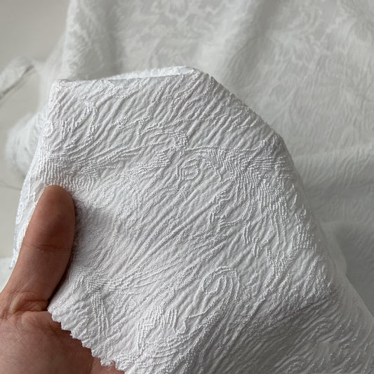 HKM-982675 Embossed Texture Jacquard Woven Fabric - 100% Polyester, 145cm Wide for Dresses, Autumn/Winter
