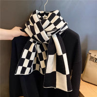 Women's Color-blocked Trendy Plaid Shawl