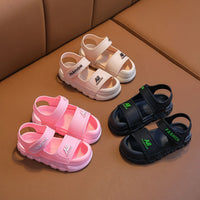 HKM-886227 Perfect Beach and Casual Wear Lightweight Summer Kids' Sandals Breathable Mesh Sports Sandals with Soft Soles