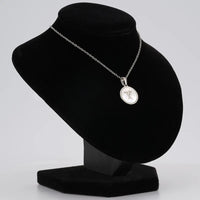 HKM-937107 Ins Fashion Jewelry Necklaces White Shell Letter Necklace Fade Resistant Stainless Steel Round Initial Charm Necklace