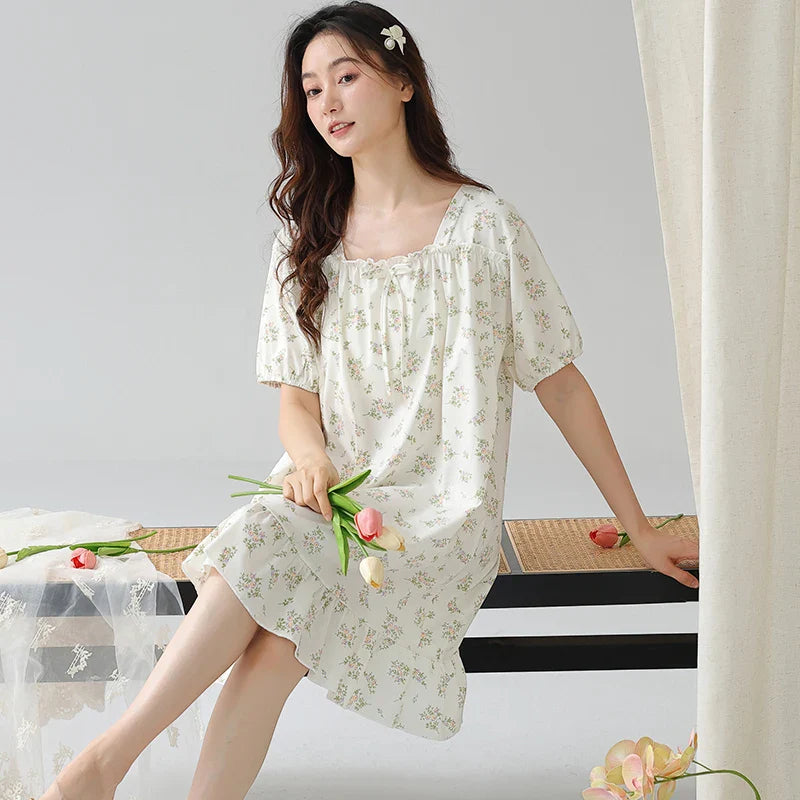 KTX-427475 Hot Selling Women Sleepwear Short Sleeved Small Floral Fragments Night-gown Lady Nighty Sexy Lovely Women Nightdress for Home