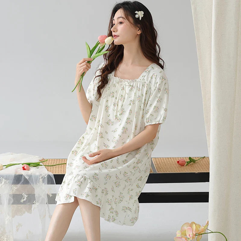 KTX-427475 Hot Selling Women Sleepwear Short Sleeved Small Floral Fragments Night-gown Lady Nighty Sexy Lovely Women Nightdress for Home