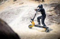 HKM-8164947 Electric Scooter 60V Dual Motor 27Ah Battery 59 Mile Range 11-Inch Off-Road Tires Hydraulic Brakes Foldable