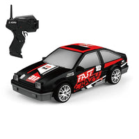 HKM-362067 1:24 Scale 4WD Remote Control Drift Car with USB Charger and LED Light