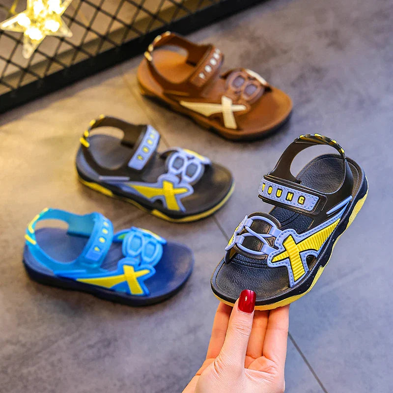 HKM-624083 Boys' Slides and Slippers Kids' Beach Shoes Wholesale PVC Children's Summer Sandals for Outdoor Play