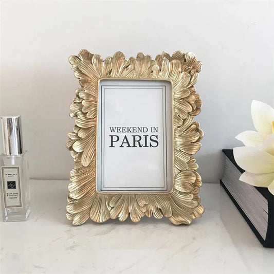 KTX-178323 Antique Gold Resin Photo Frame 4x6 Vintage Tabletop Display for Home Decor