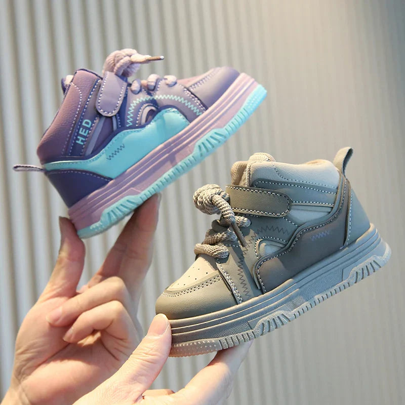 HKM-082835 Kids Sports Shoes Fashion Children Running Sneakers Casual Shoes for Boys Girls Perfect Gift for Outdoor Students Winter Season