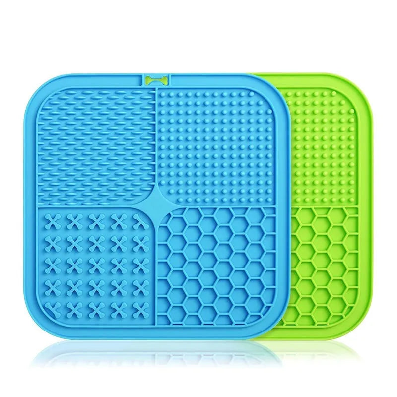 HKM-504339 Silicone Pet Licking Mat for Slow Feeding, Reduces Anxiety, Dishwasher and Freezer Safe