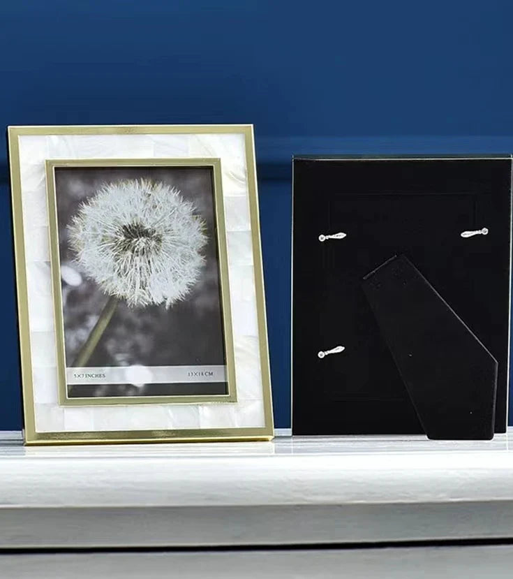 KTX-440467 Natural White Shell Photo Frame for 6/7/8 Inch Photos - Creative Desktop Decoration