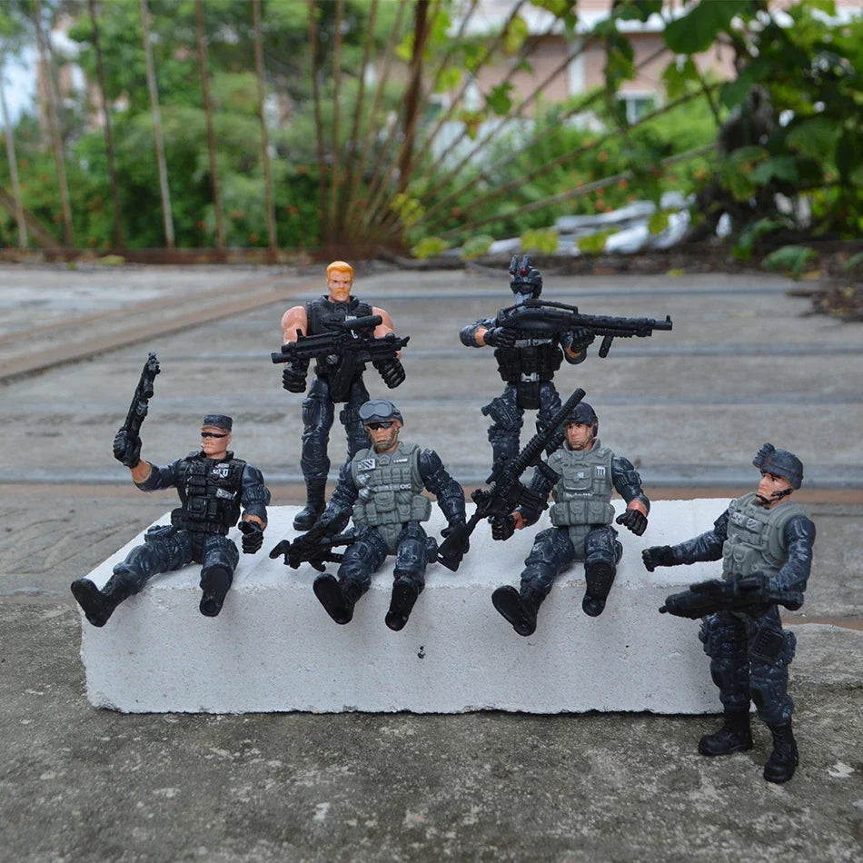 KTX-994323 Moveable Military Action Figure Set with Accessories