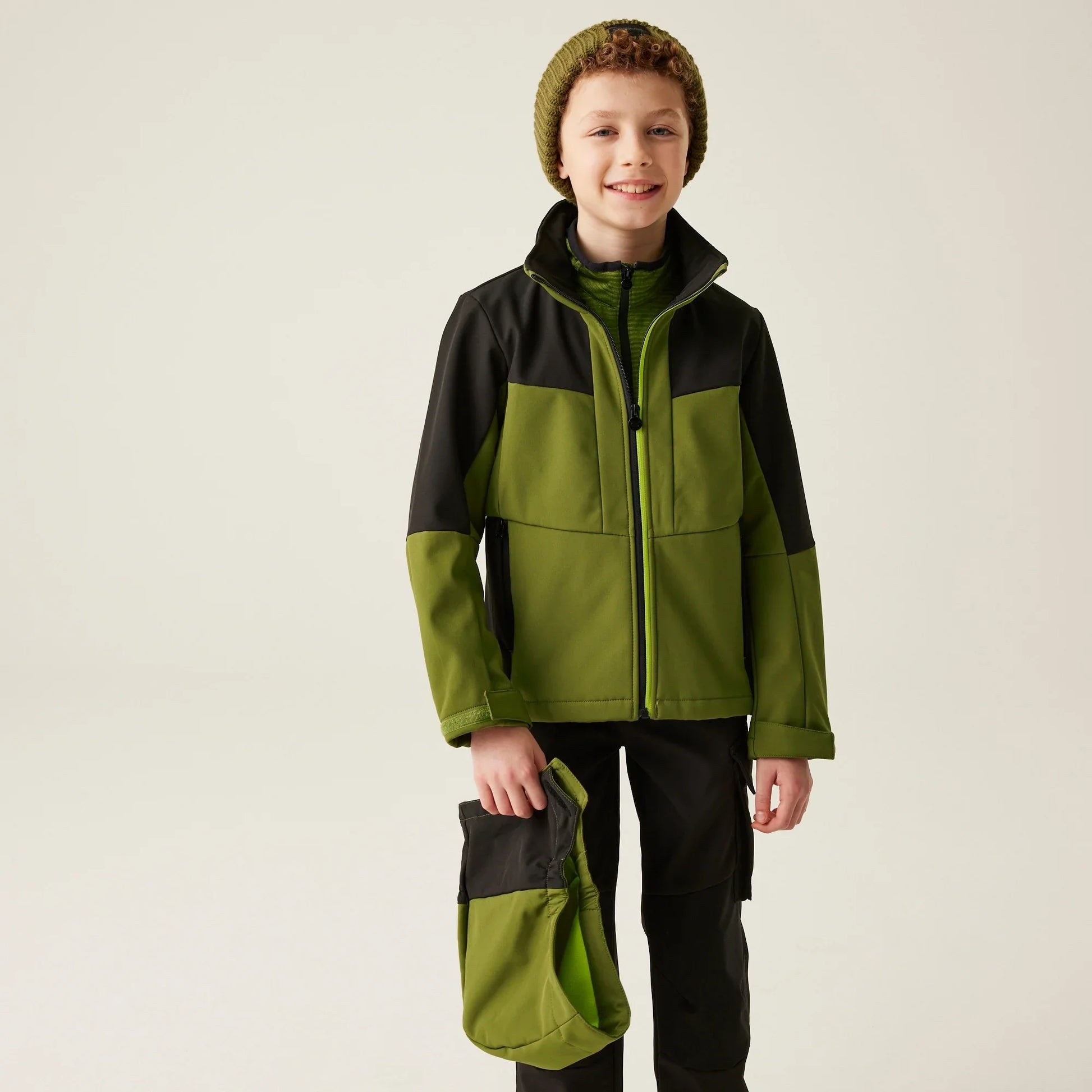 KTX-244371 Waterproof Kids Softshell Jacket for Boys Comfortable Nylon Winter Autumn
