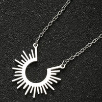 HKM-445587 Stainless Steel Gold Sunburst Pendant Necklace Sun Sunshine Minimalist Women Jewelry Necklace Tarnish Free