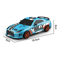 HKM-362067 1:24 Scale 4WD Remote Control Drift Car with USB Charger and LED Light