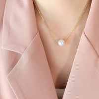 HKM-461395 Fashion Jewelry Gold Plated Freshwater Pearl Necklace Stainless Steel Chain Link Natural Pearl Pendant Necklace