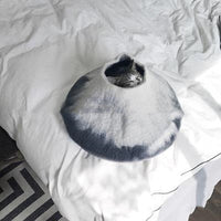 HKM-0043581 Two-Tone Wool Felt Cat Nest with a Black Body and White Neck, 50 cm