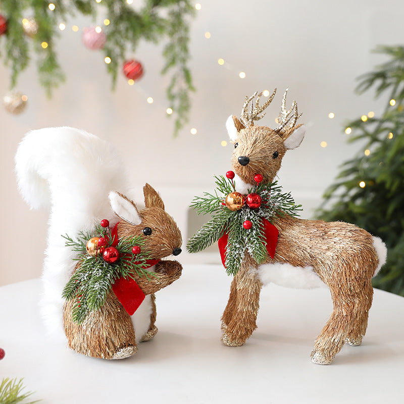HKM-006995 Straw Ornaments Set: Fox, Squirrel, and Deer for Festive Decor